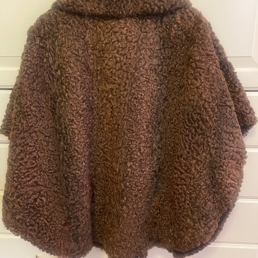 Cozy Persian Lamb View 3